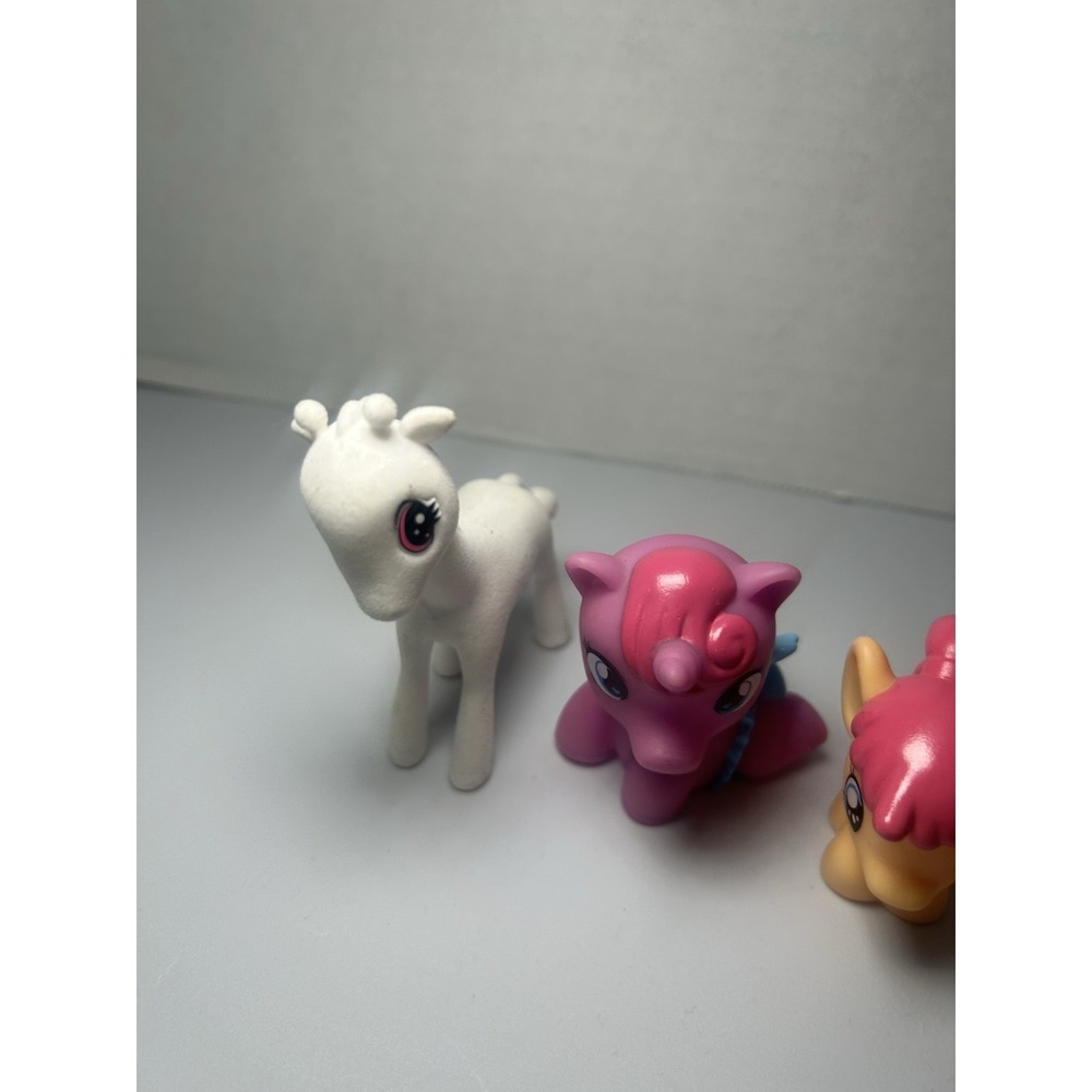 My Little Pony Minatures Lot Of 6 - Picture 4 of 8